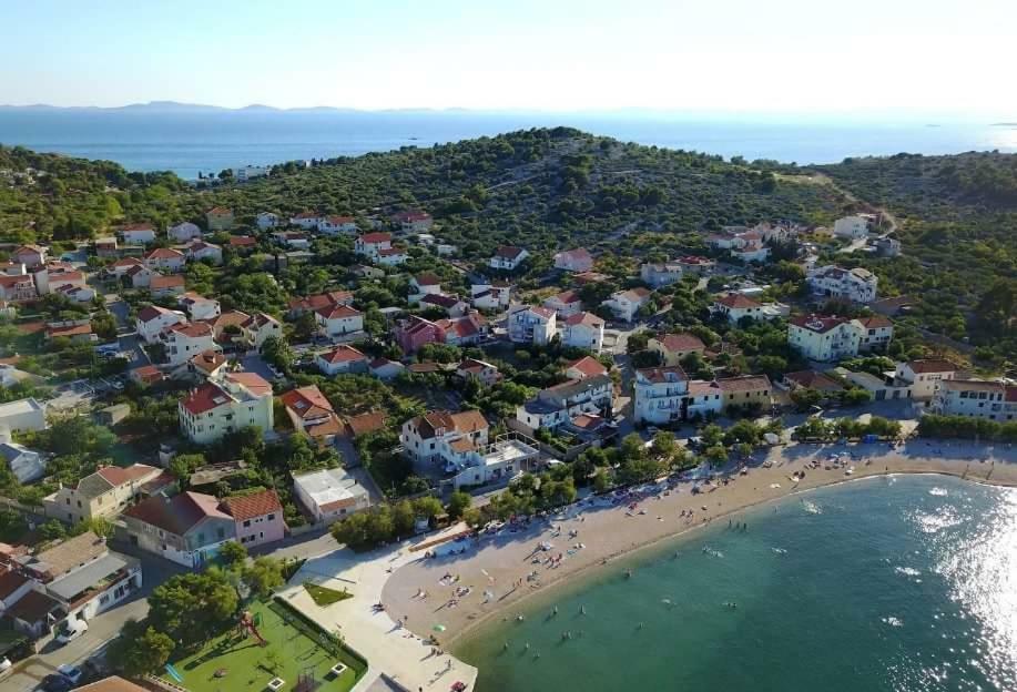 Beach Apartment Kate With Sea View, Balcony And Parking, Murter, Dalmatia Exterior foto